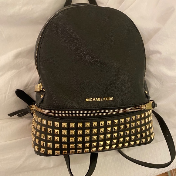 fake louis vuitton mens backpack Replacement Louis Vuitton Discovery Backpack From Scarlettluxury :  r/DesignerReps